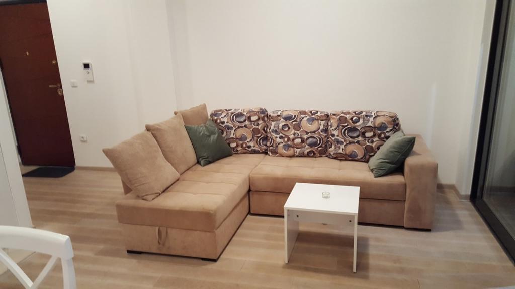 Apartment Apartment More